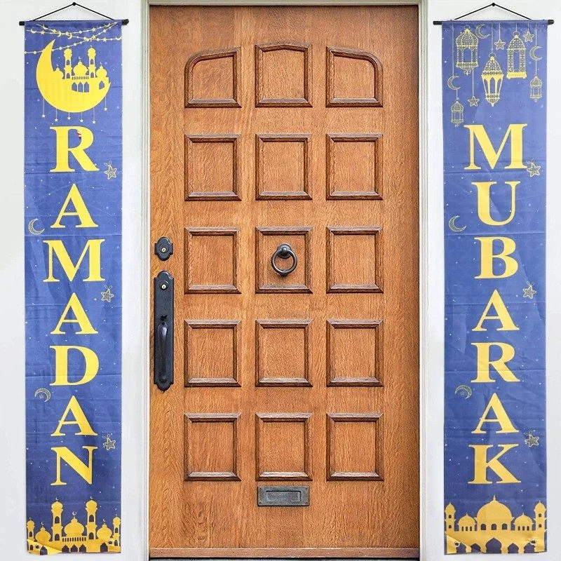 Ramadan Mubarak Wreath with LED Light EID Gift Stickers, White with Gold Foil. (614113)