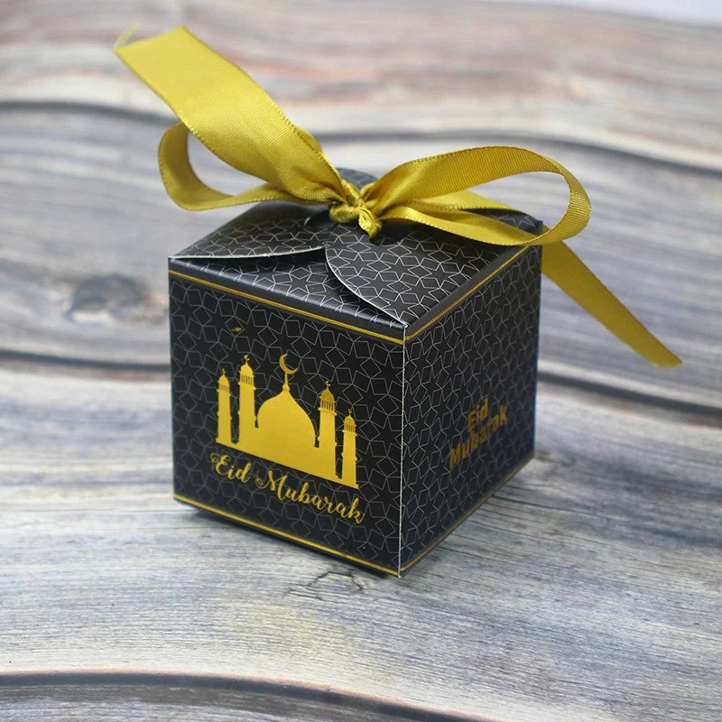 Eid Gift Box with Gold Ribbon 4pcs (653286)